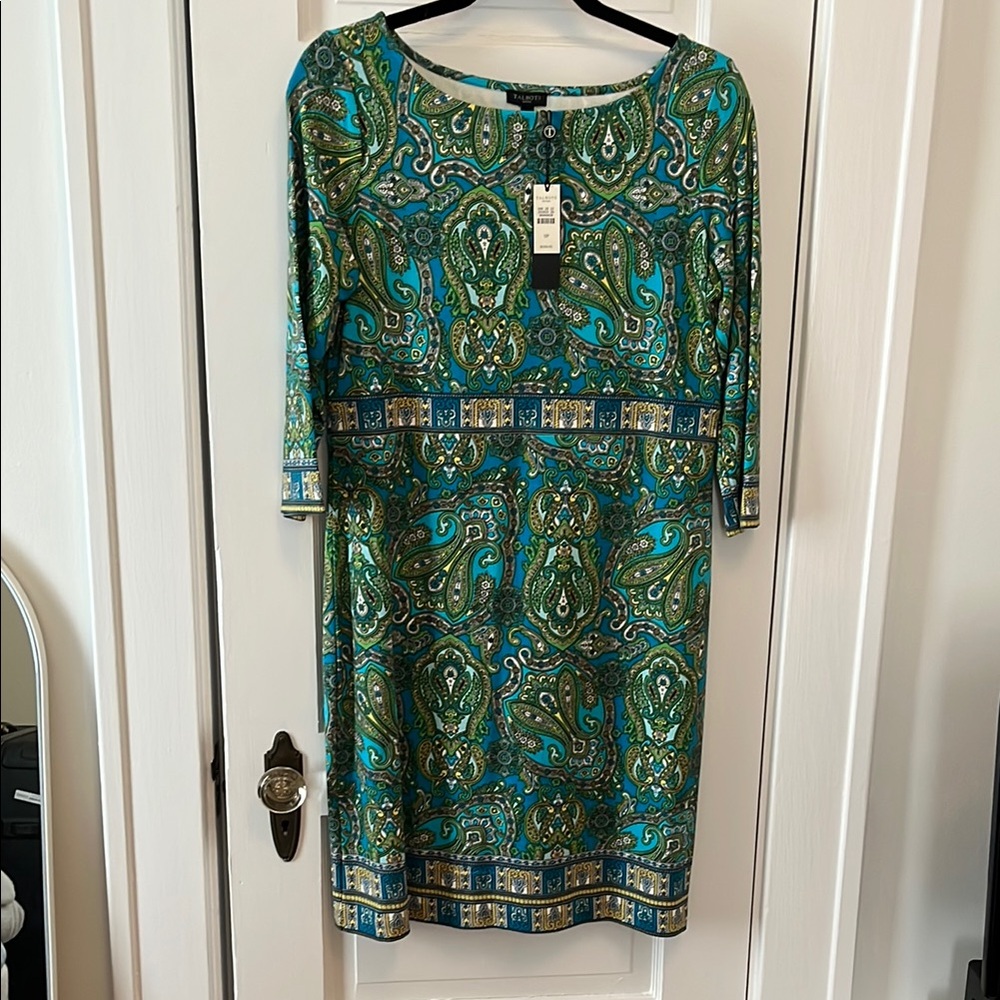Elegant Green Paisley Dress